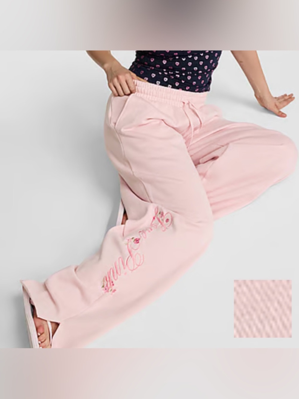 VS PINK floral sweatpants 🌸🌺